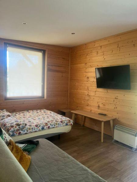 Lesny Zakatek Bed & Breakfast Smardzewice Dış mekan fotoğraf