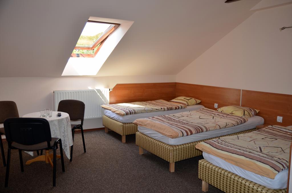 Lesny Zakatek Bed & Breakfast Smardzewice Dış mekan fotoğraf